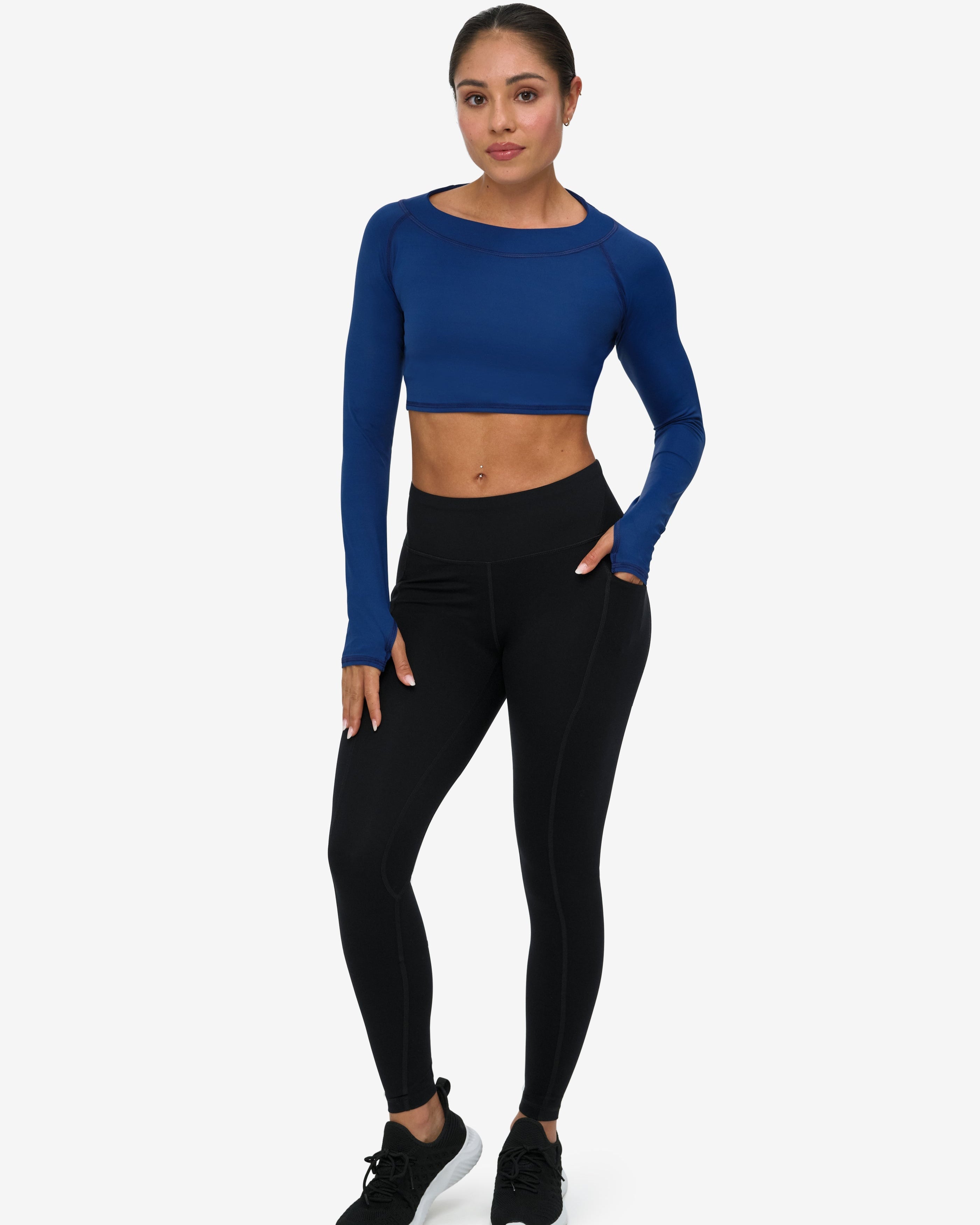  BloqUV WOMEN'S CROP TOP (4001) - Black - Bonton