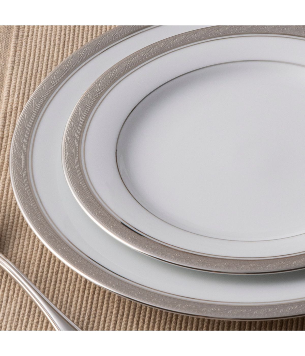  Noritake Crestwood 5 Piece Place Setting - Platinum - Bonton