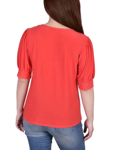 Short Sleeve Balloon Sleeve Top With Hardware