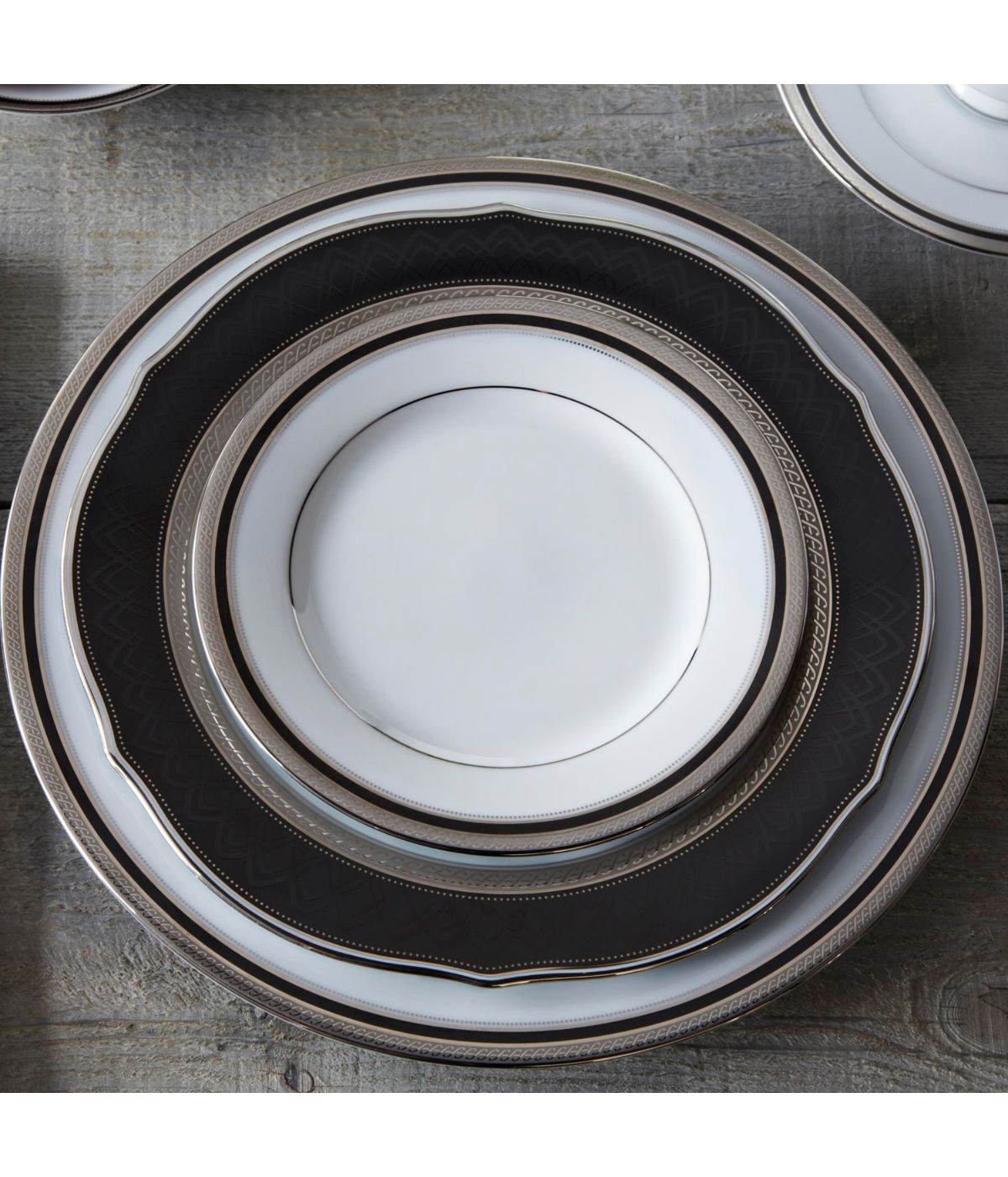  Noritake Austin Platinum Set of 4 Scalloped Accent Plates - White - Bonton