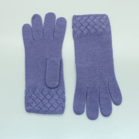 GLOVES in BASKET WEAVE STITCH