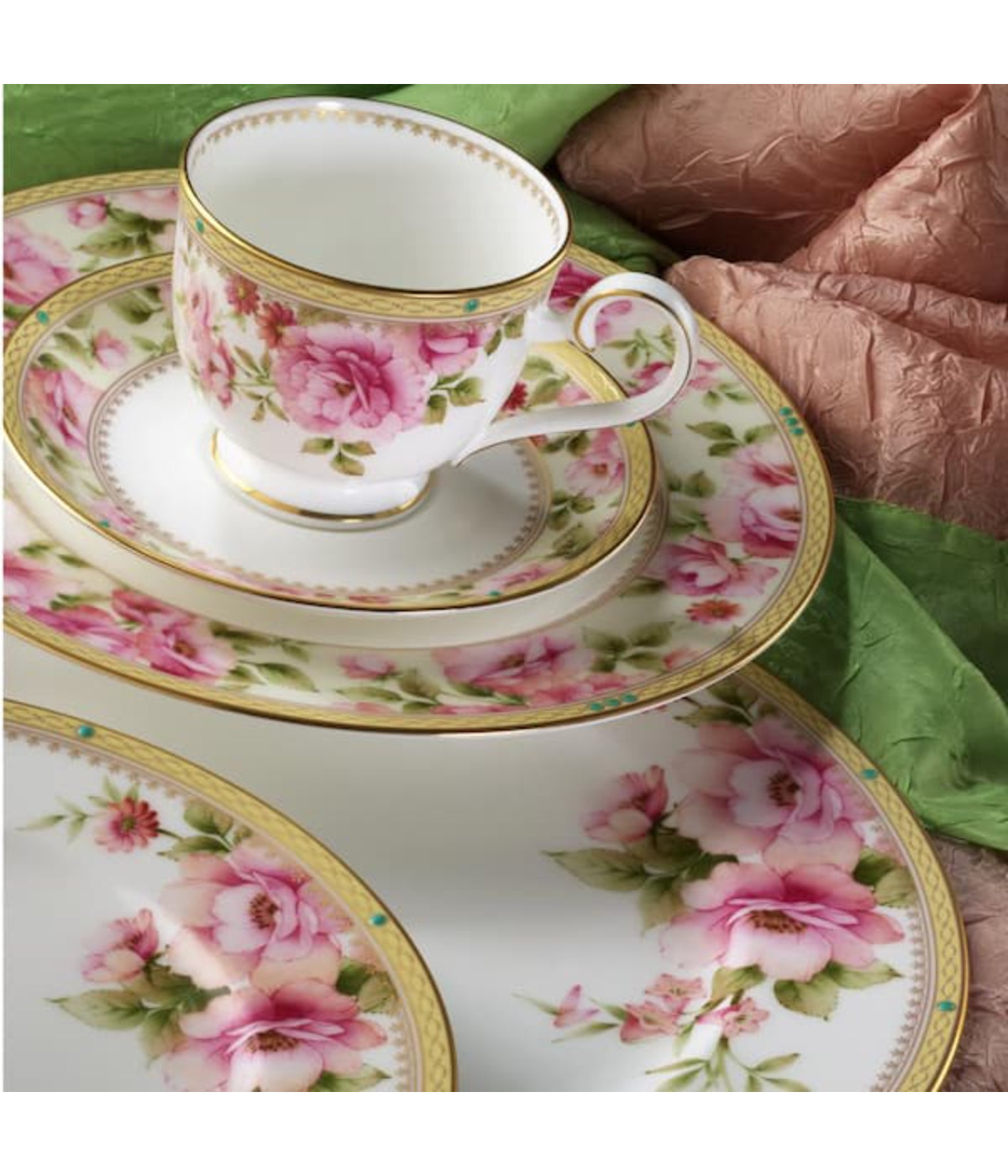  Noritake Hertford Set of 4 Saucers - Pink - Bonton