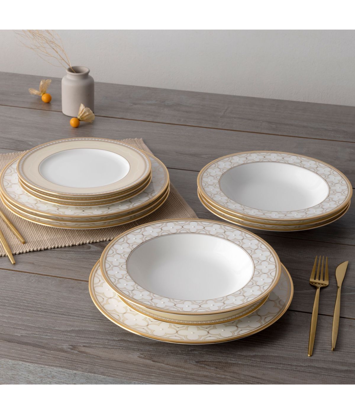  Noritake Trefolio Gold 12 Piece Set, Service for 4 - White - Bonton