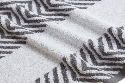 Kathy Ireland 6 Piece Chevron Jacquard Towel Set With Lets Dry