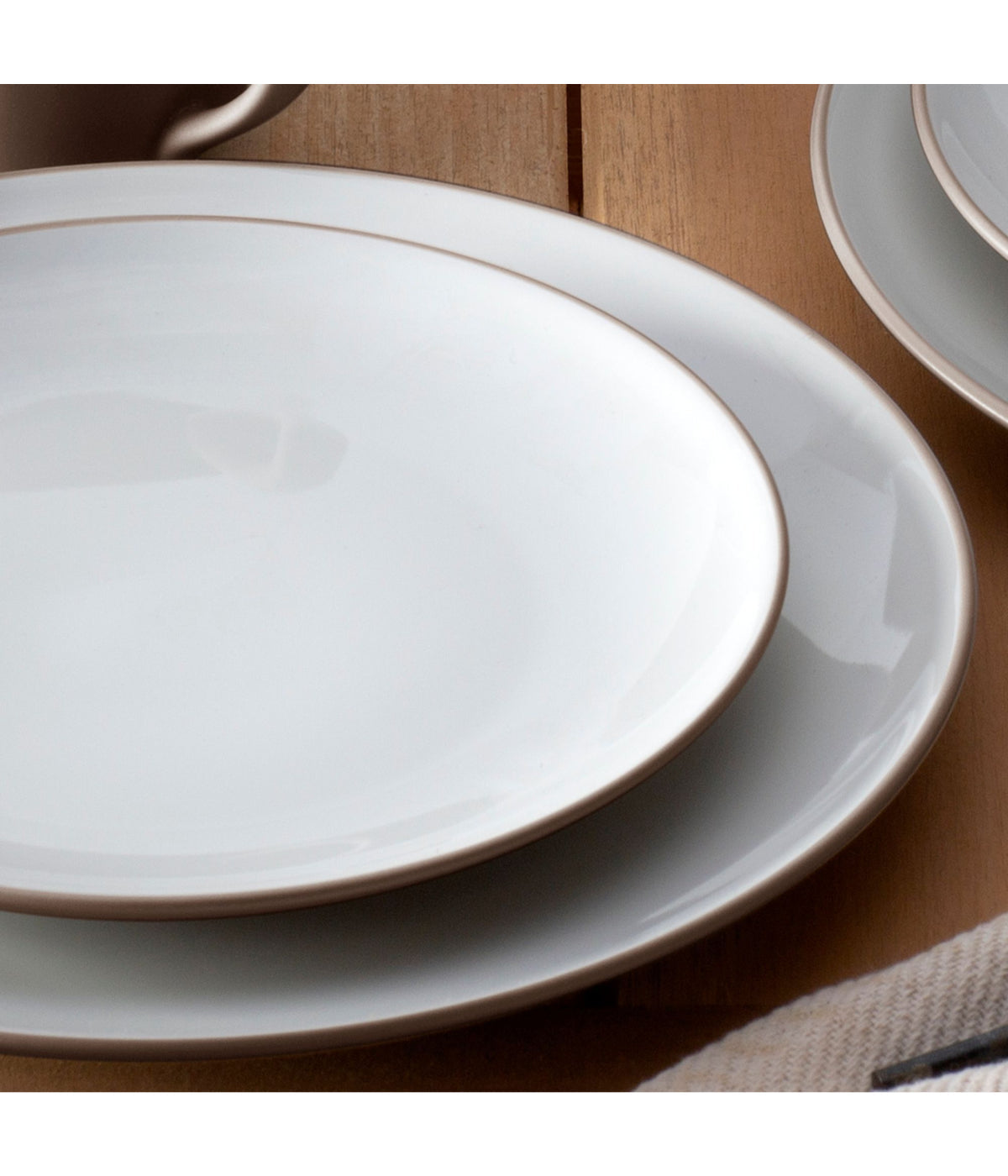  Noritake Colorwave 4 Piece Coupe Place Setting - Clay - Bonton