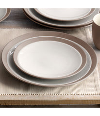 Colorwave Curve Set of 4 Curve Dinner Plates Clay