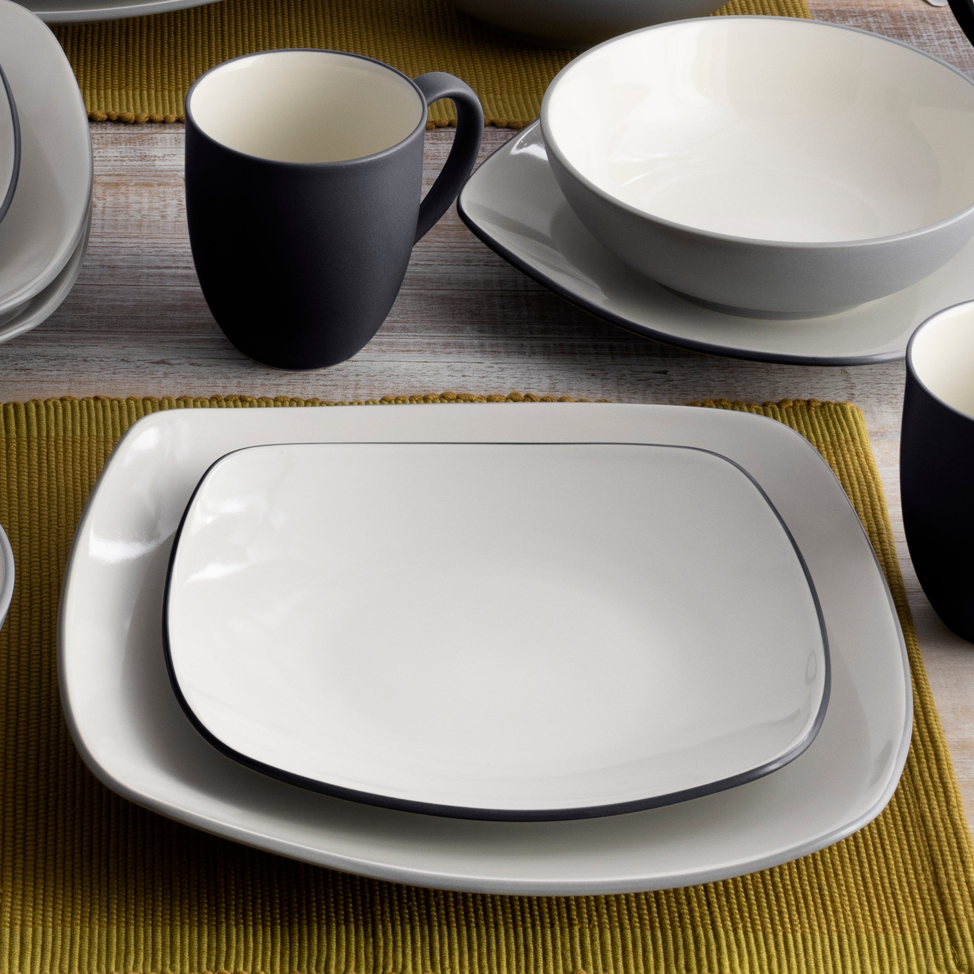  Noritake Colorwave 16-Piece Square Dinnerware Set, Service for 4 - Slate/Graphite - Bonton