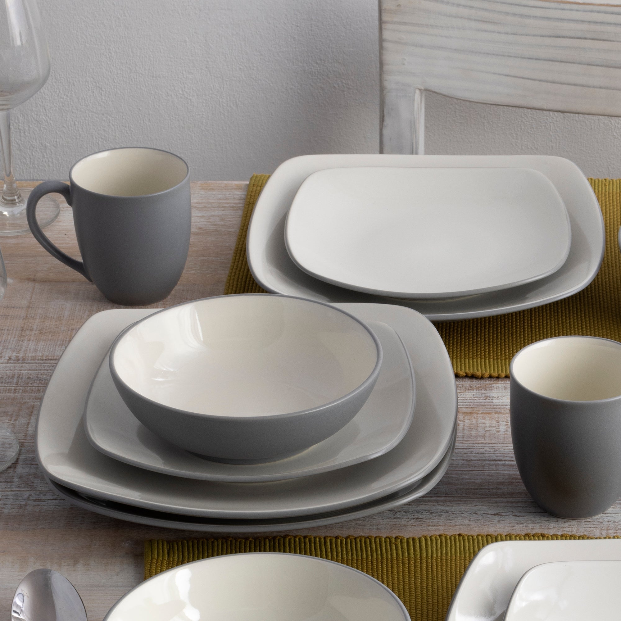  Noritake Colorwave 16-Piece Square Dinnerware Set, Service for 4 - Slate - Bonton