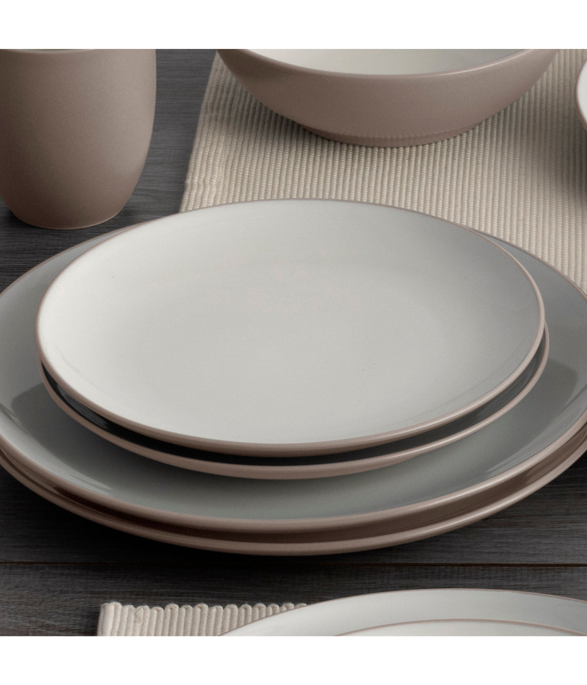  Noritake Colorwave Set of 4 Coupe Dinner Plates - Sand - Bonton