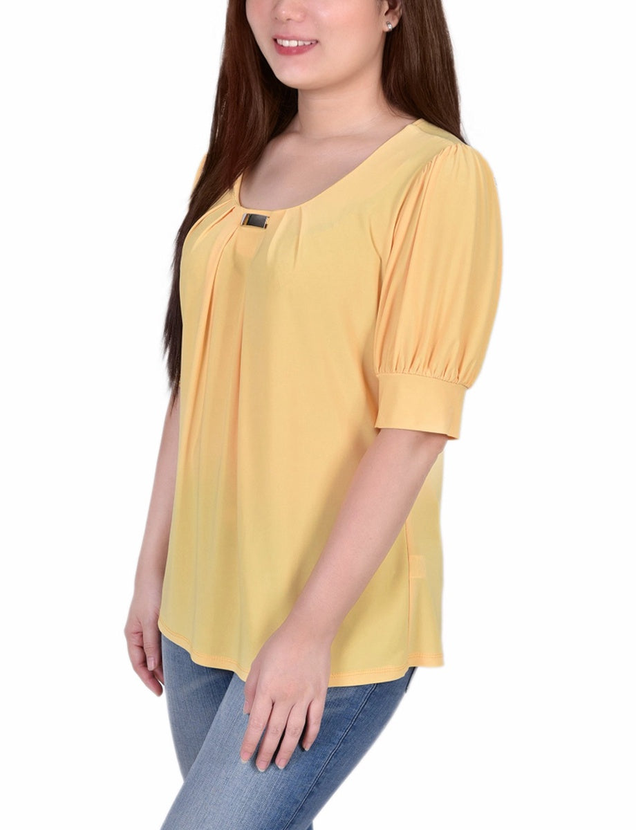  NY Collection Short Sleeve Balloon Sleeve Top With Hardware - Samoan Sun - Bonton