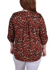 Plus Size 3/4 Roll Sleeve Top