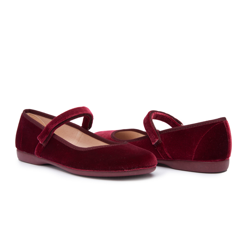  Childrenchic Classic Velvet Mary Janes in Burgundy - Dark Red - Bonton