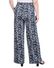 Petite Wide Leg Pull on Pant