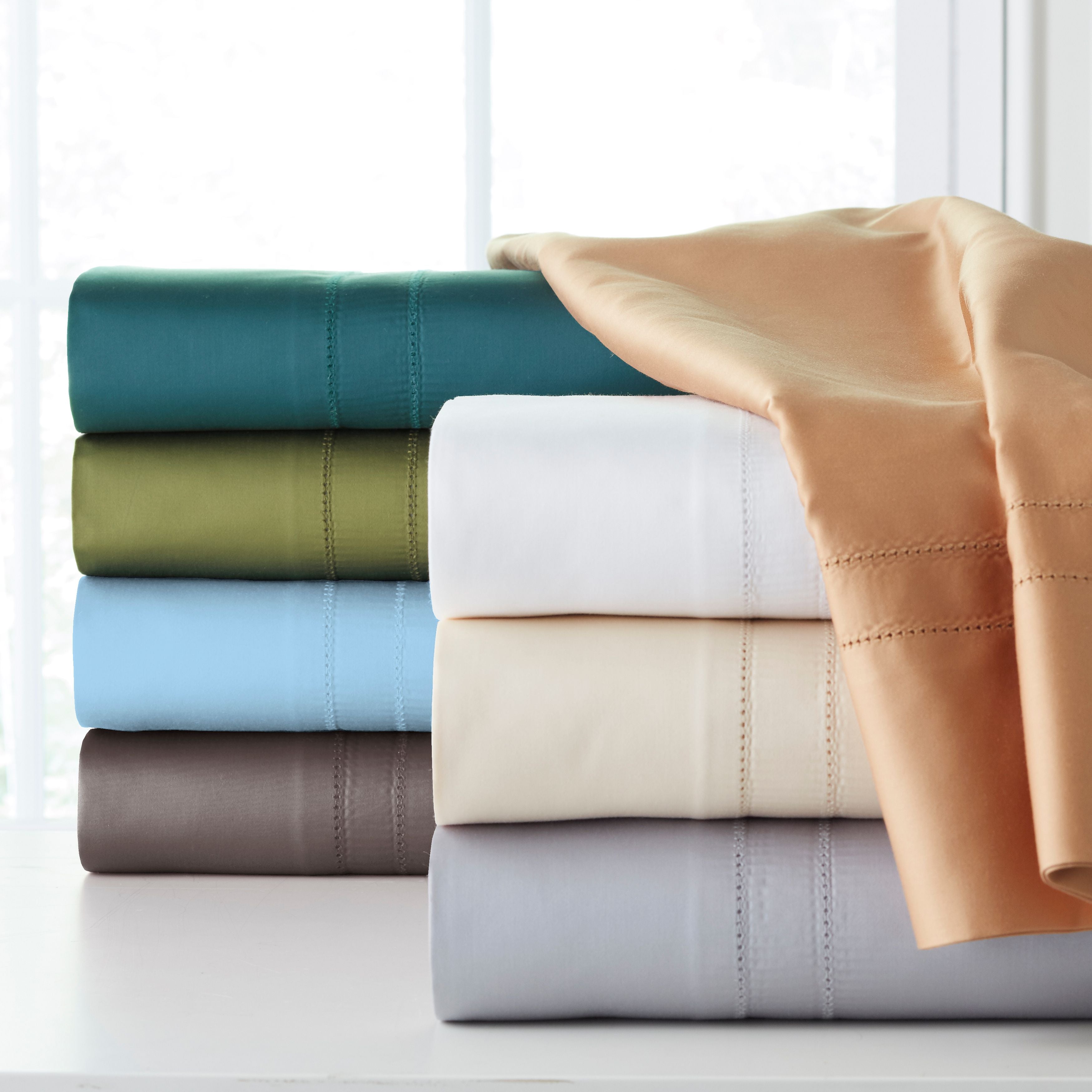  Pointehaven 620 Thread Count Solid Luxury Pillowcases - Moss - Bonton