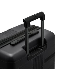 Hamburg 24" Luggage Upright - 100%  Polycarbonate