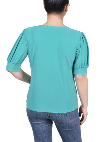 Short Sleeve Balloon Sleeve Top With Hardware