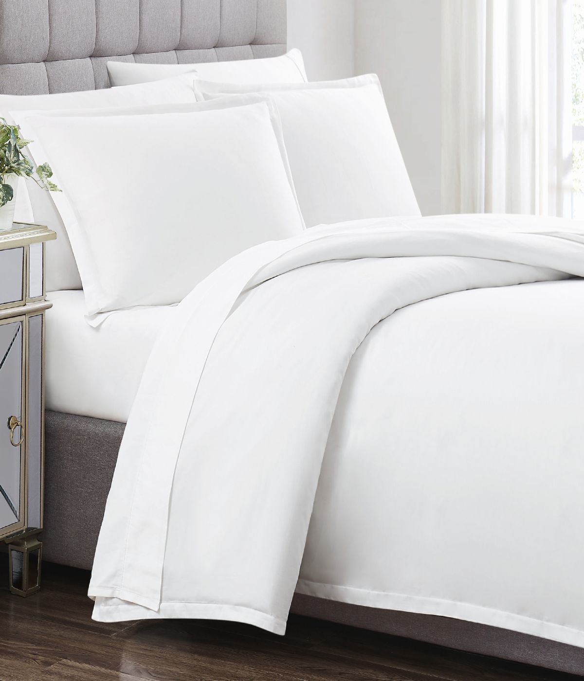  Charisma Solid 310 Thread Count Cotton Duvet Set Bright White - Bright White - Bonton