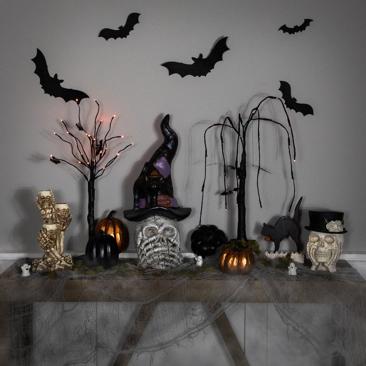  Northlight Skull and Skeleton Hands in Witch Hat With Cat Halloween Decoration - 22.75