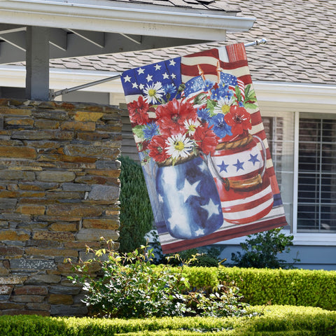 Stars and Stripes Patriotic Flower Bouquets Outdoor Flag - 28" X 40"
