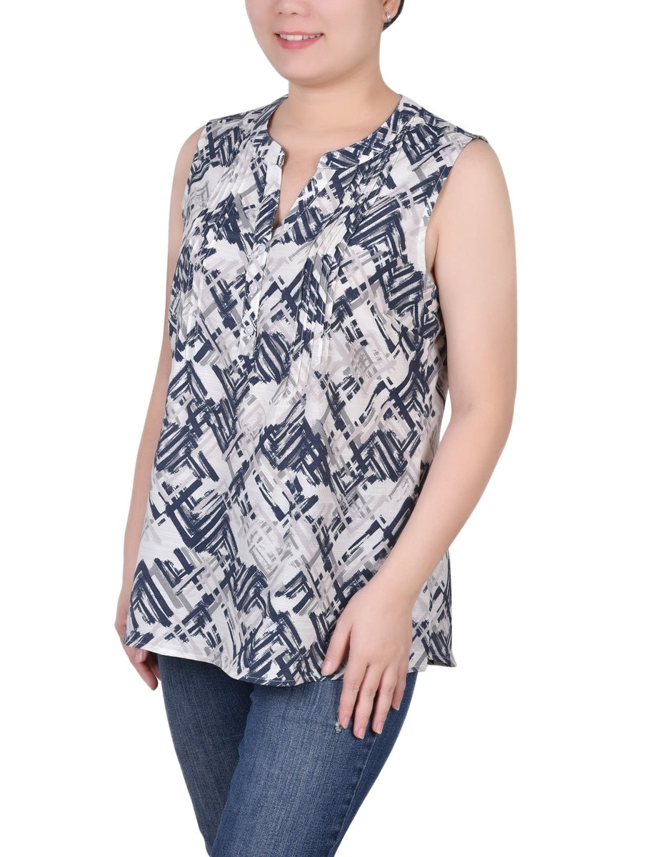 NY Collection Petite Sleeveless Pintucked Blouse - Black Palmdive - Bonton