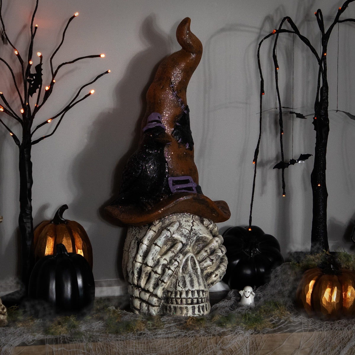  Northlight Skull in Witches Hat With Crow Halloween Decoration - 22.75