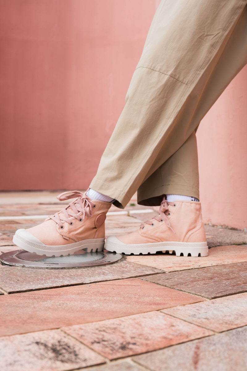  Palladium PAMPA HI - Womens 5 - Bonton