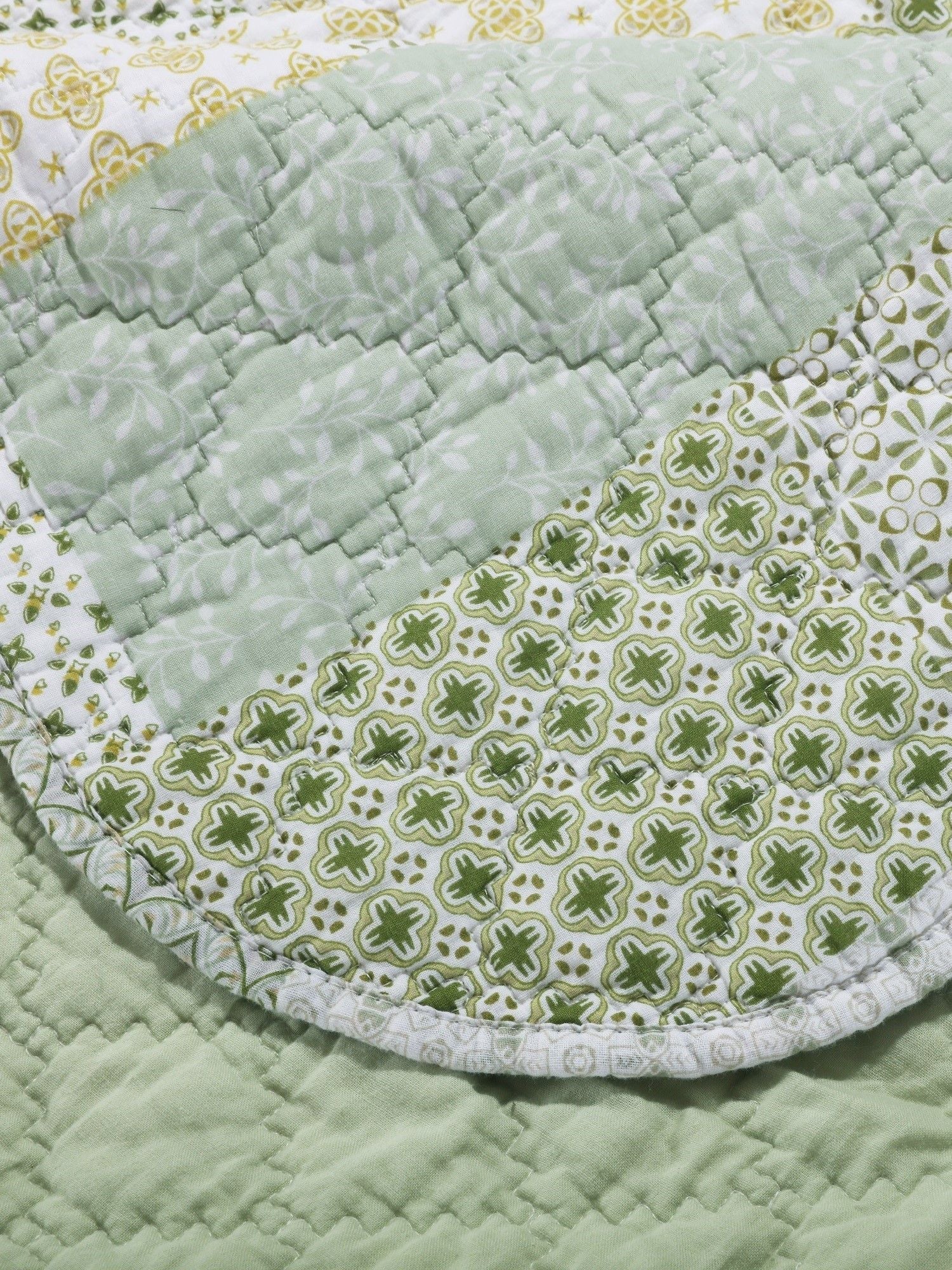  Greenland Home Fashions Juniper Patchwork Print Quilt Set - Sage - Bonton