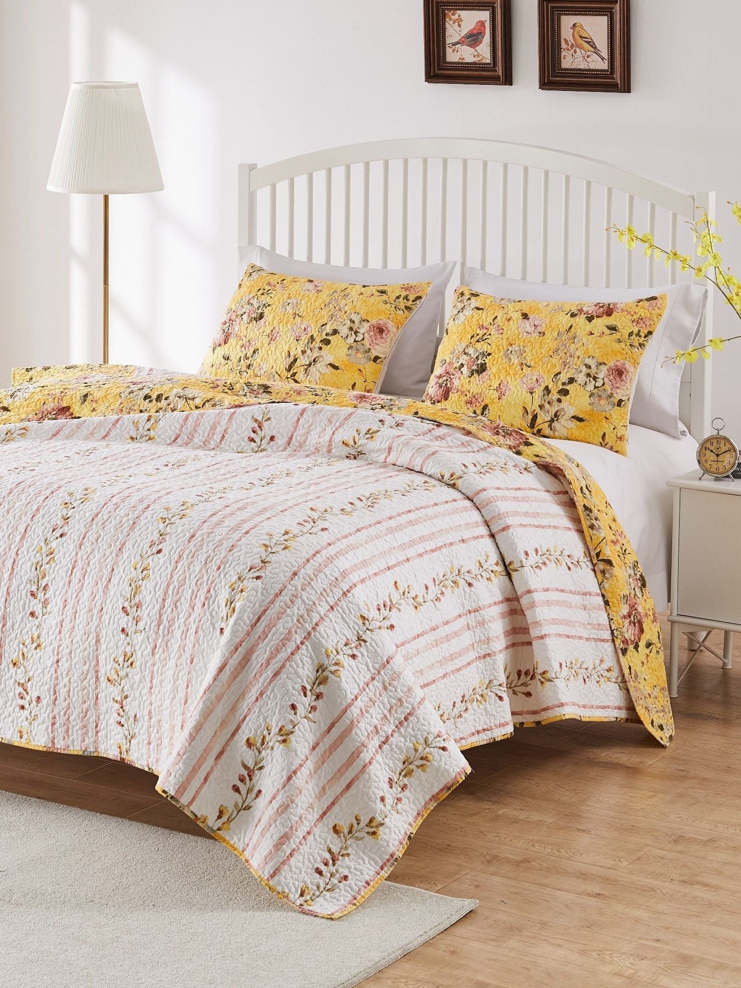  Greenland Home Fashions Finley Classic Quilt Set with Floral Motif - Yellow - Bonton