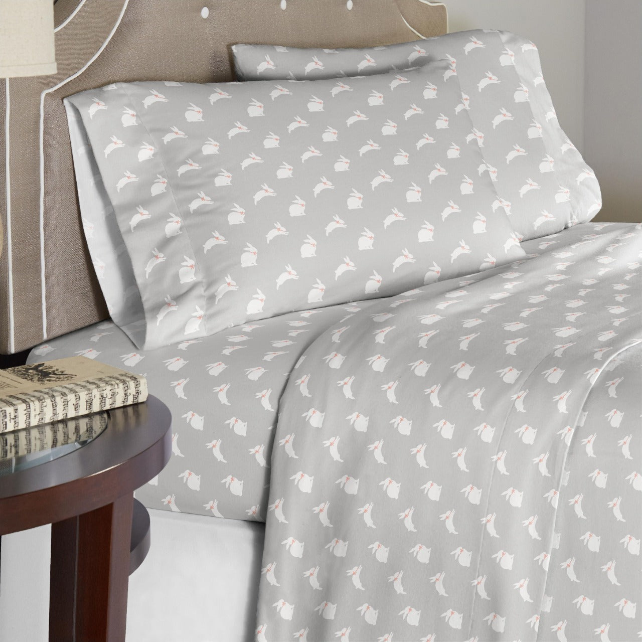  Pointehaven Fun Print Flannel Sheet Sets - Bunnies - Bunnies - Bonton