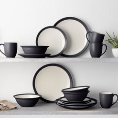 Colorwave 16-Piece Curve Dinnerware Set, Service for 4