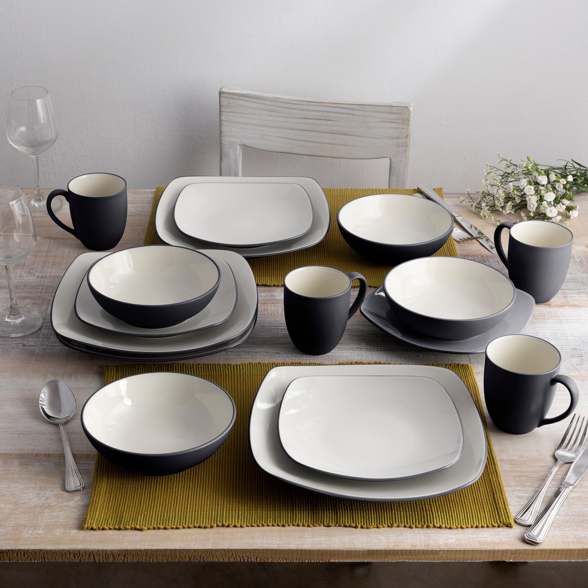  Noritake Colorwave 16-Piece Square Dinnerware Set, Service for 4 - Graphite - Bonton