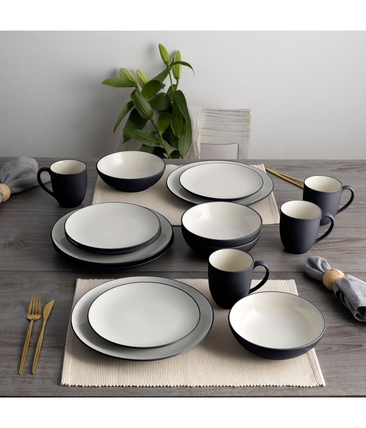  Noritake Colorwave 4 Piece Coupe Place Setting - Graphite - Bonton