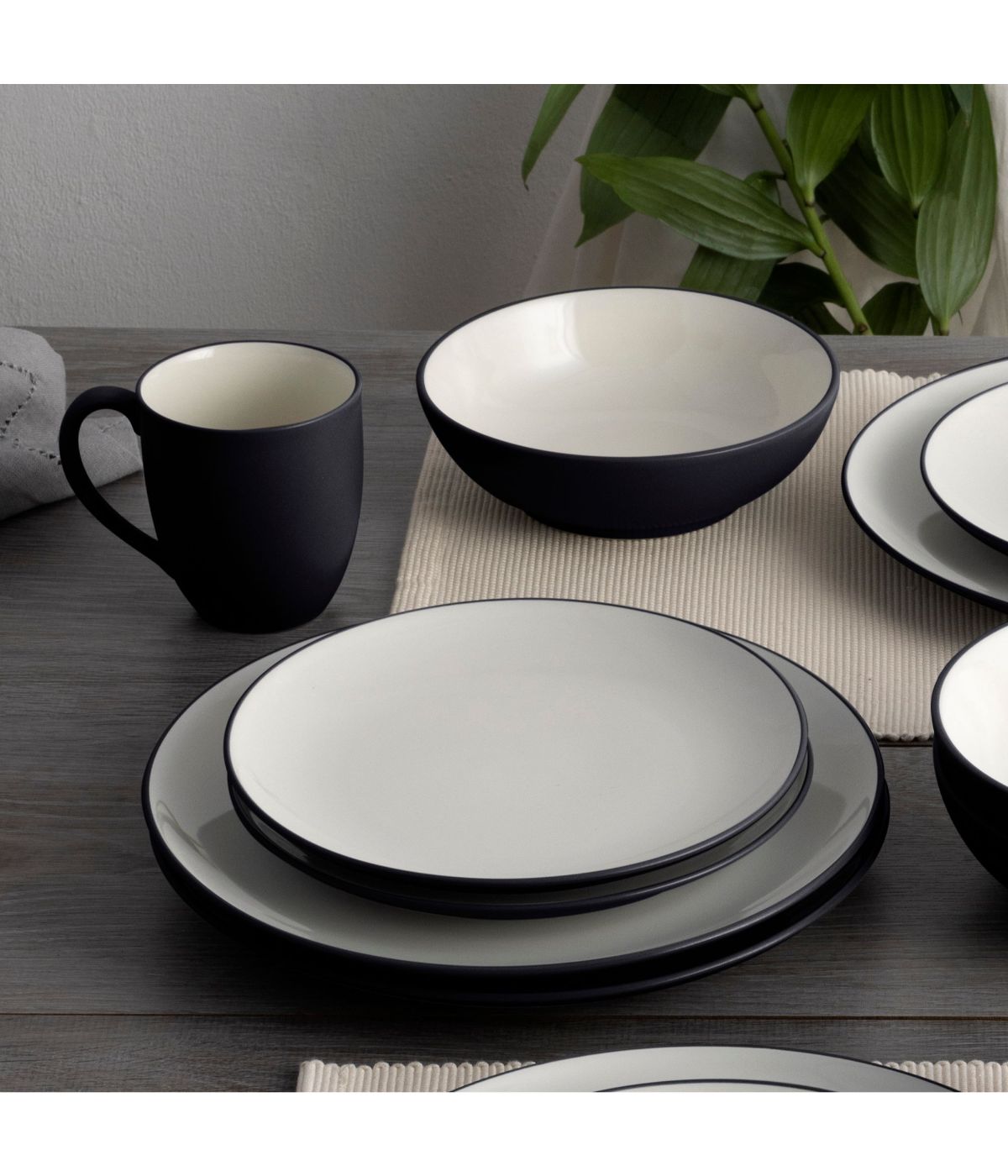  Noritake Colorwave 4 Piece Coupe Place Setting - Graphite - Bonton