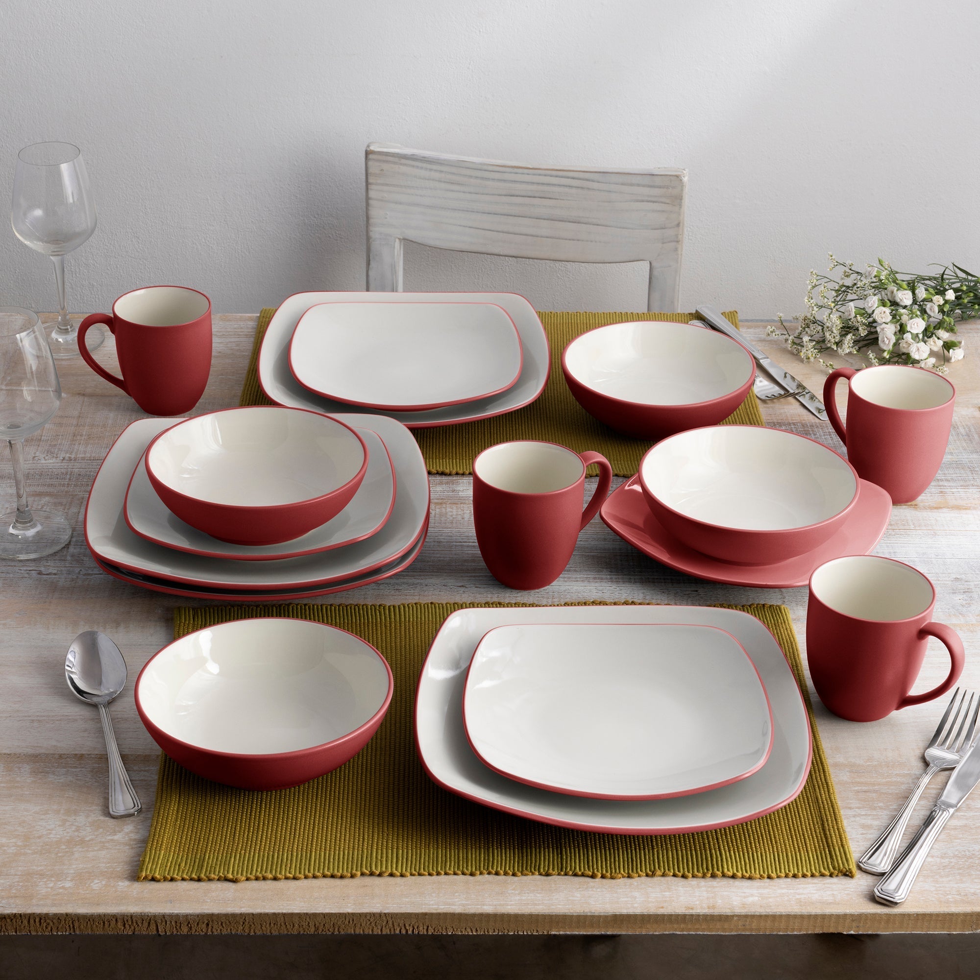  Noritake Colorwave 16-Piece Square Dinnerware Set, Service for 4 - Raspberry - Bonton