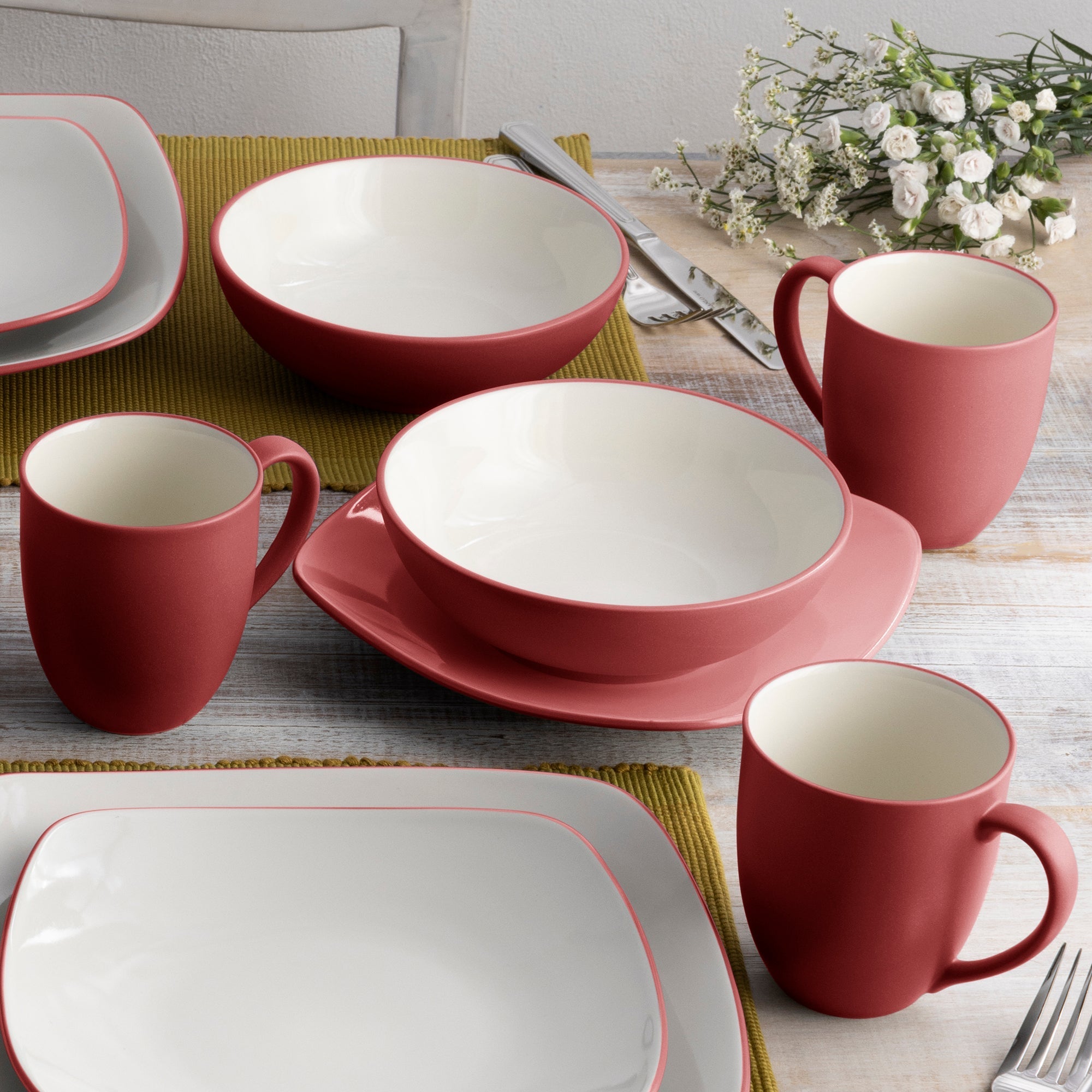  Noritake Colorwave 16-Piece Square Dinnerware Set, Service for 4 - Raspberry - Bonton