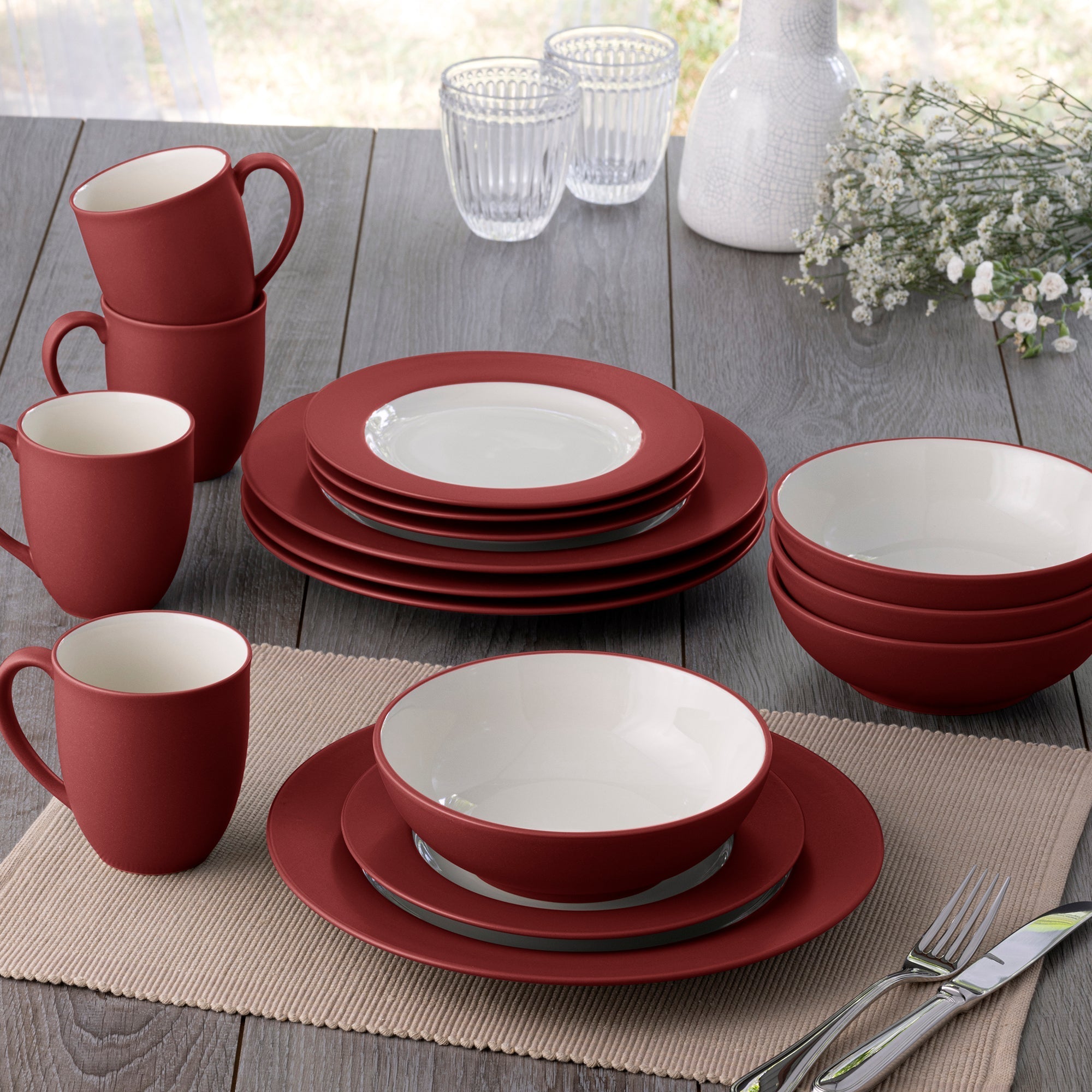  Noritake Colorwave 16-Piece Rim Dinnerware Set, Service for 4 - Raspberry - Bonton