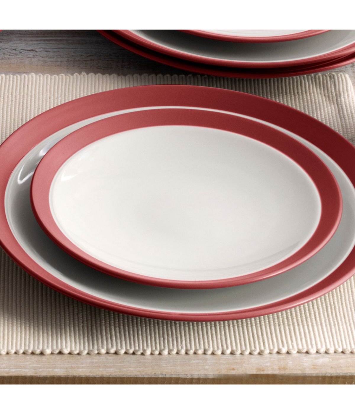  Noritake Colorwave Curve 4 Piece Curve Place Setting - Raspberry - Bonton