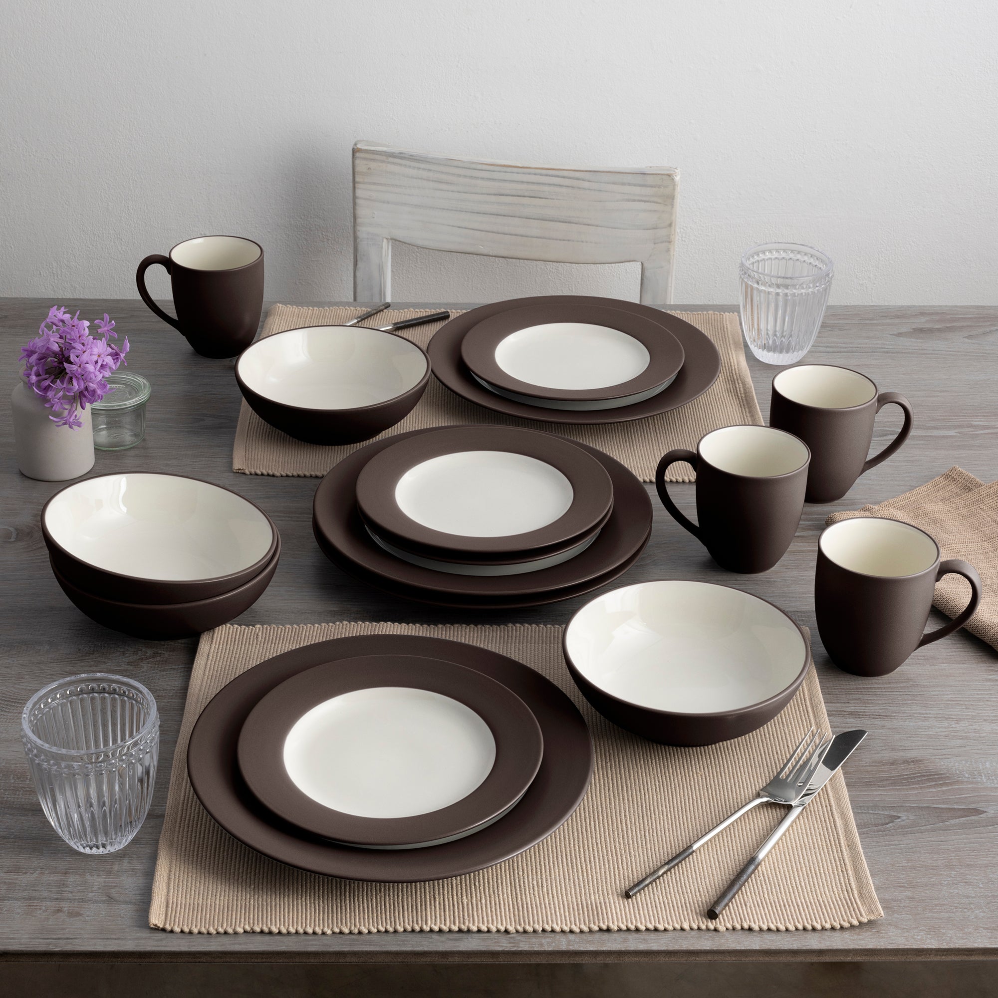  Noritake Colorwave 16-Piece Rim Dinnerware Set, Service for 4 - Chocolate - Bonton