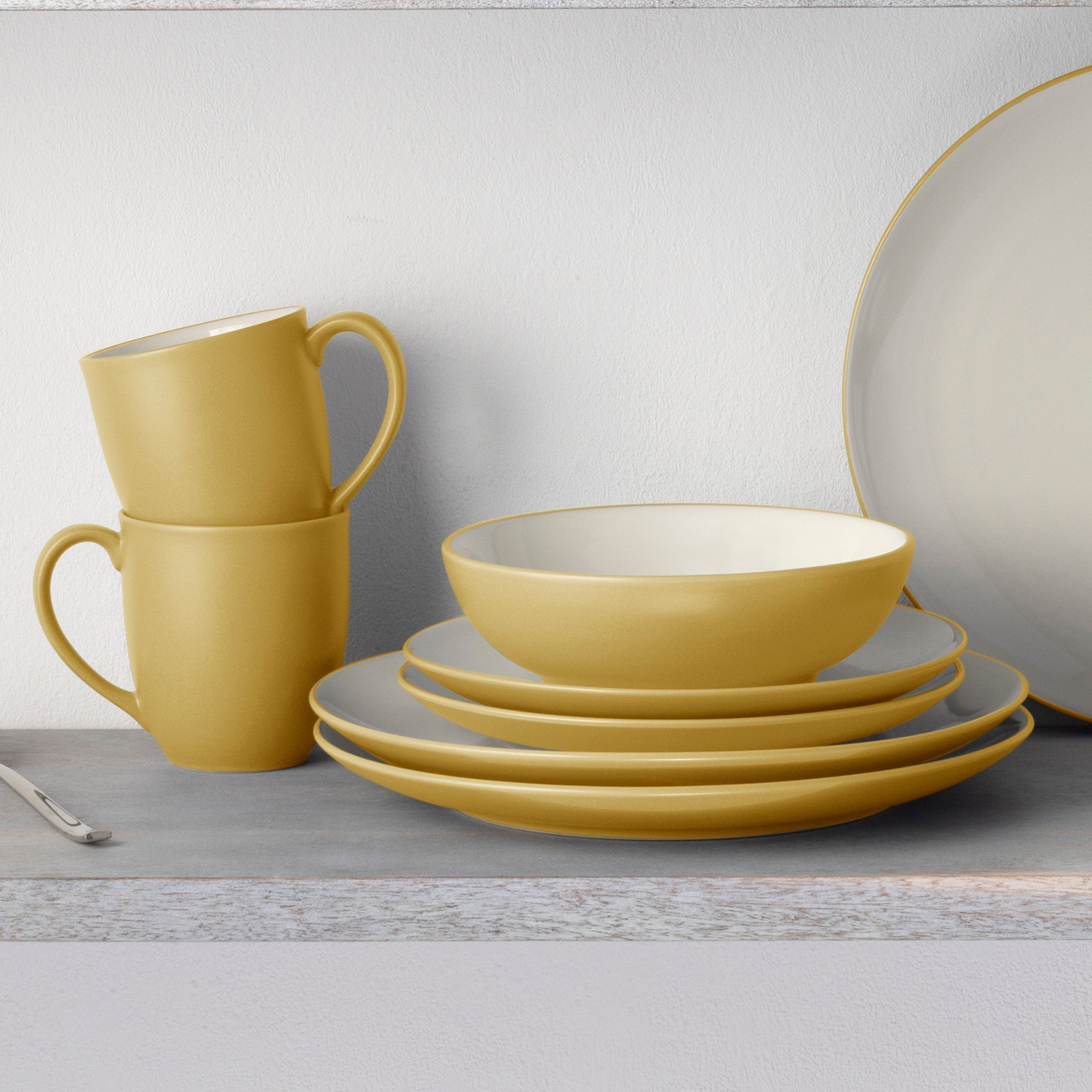  Noritake Colorwave 16-Piece Coupe Dinnerware Set, Service for 4 - Mustard - Bonton