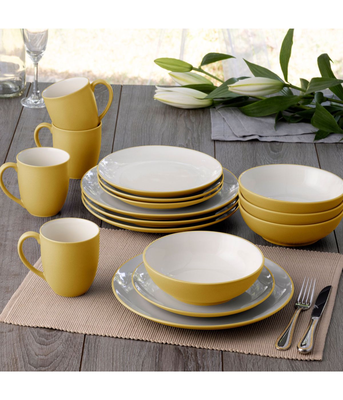  Noritake Colorwave 4 Piece Coupe Place Setting - Mustard - Bonton