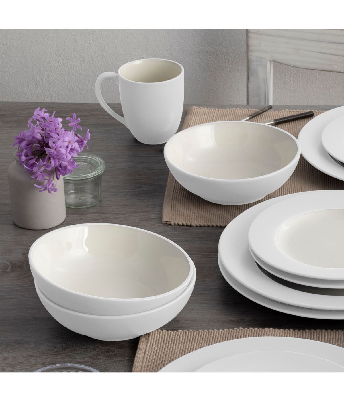  Noritake Colorwave 4 Piece Rim Place Setting - White - Bonton