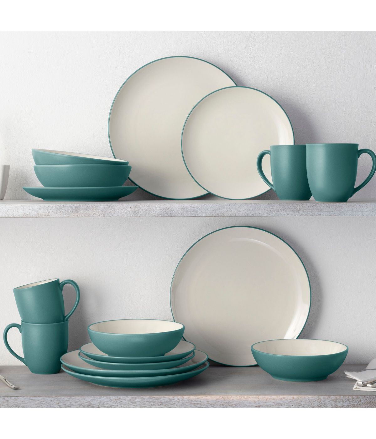  Noritake Colorwave 4 Piece Coupe Place Setting - Turquoise - Bonton