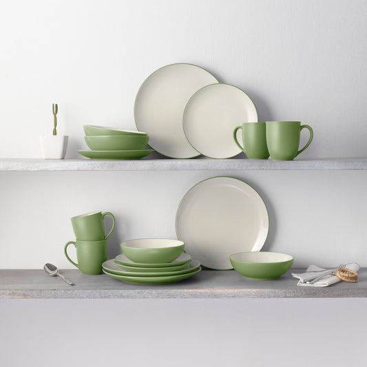 Colorwave 16-Piece Coupe Dinnerware Set, Service for 4