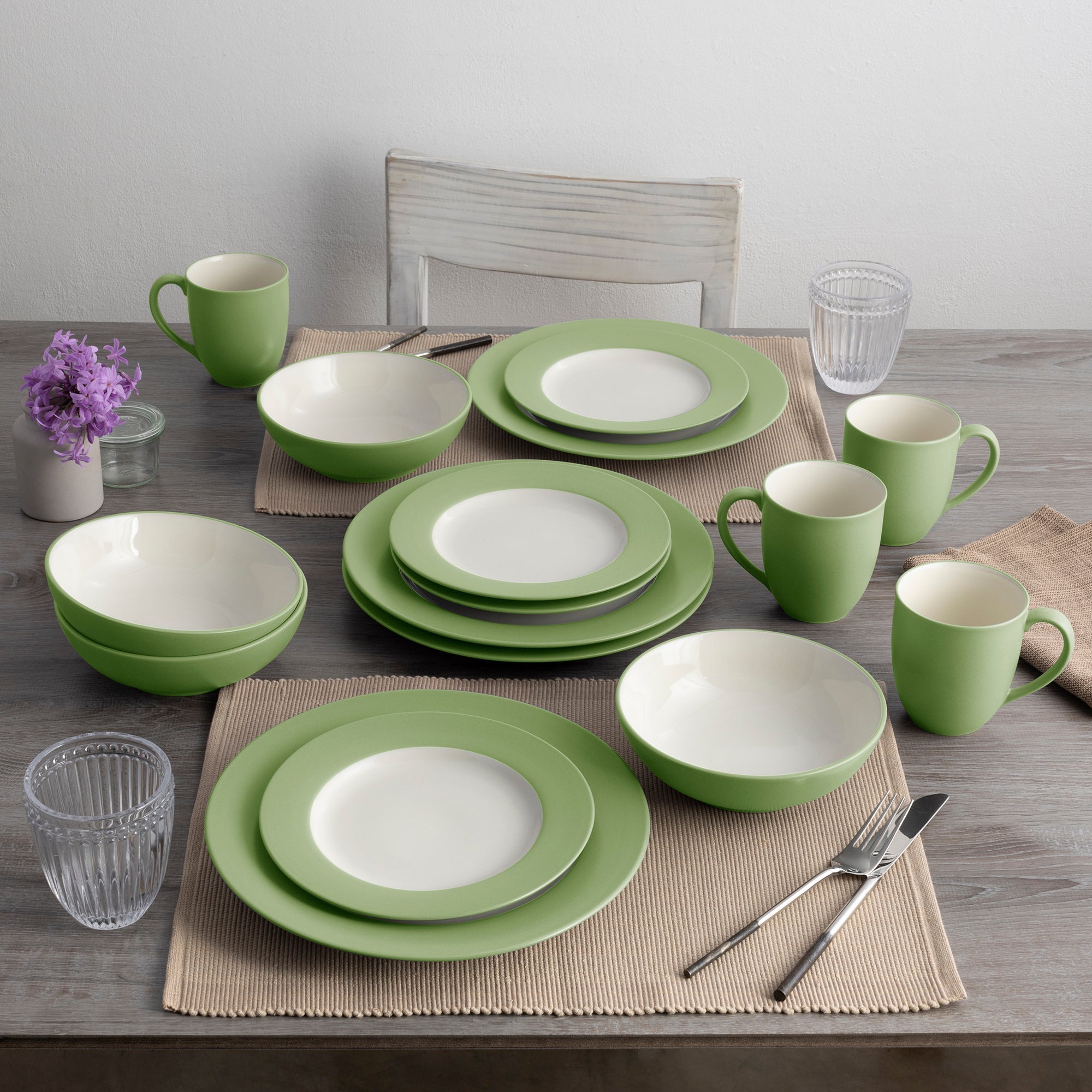  Noritake Colorwave 16-Piece Rim Dinnerware Set, Service for 4 - Apple - Bonton