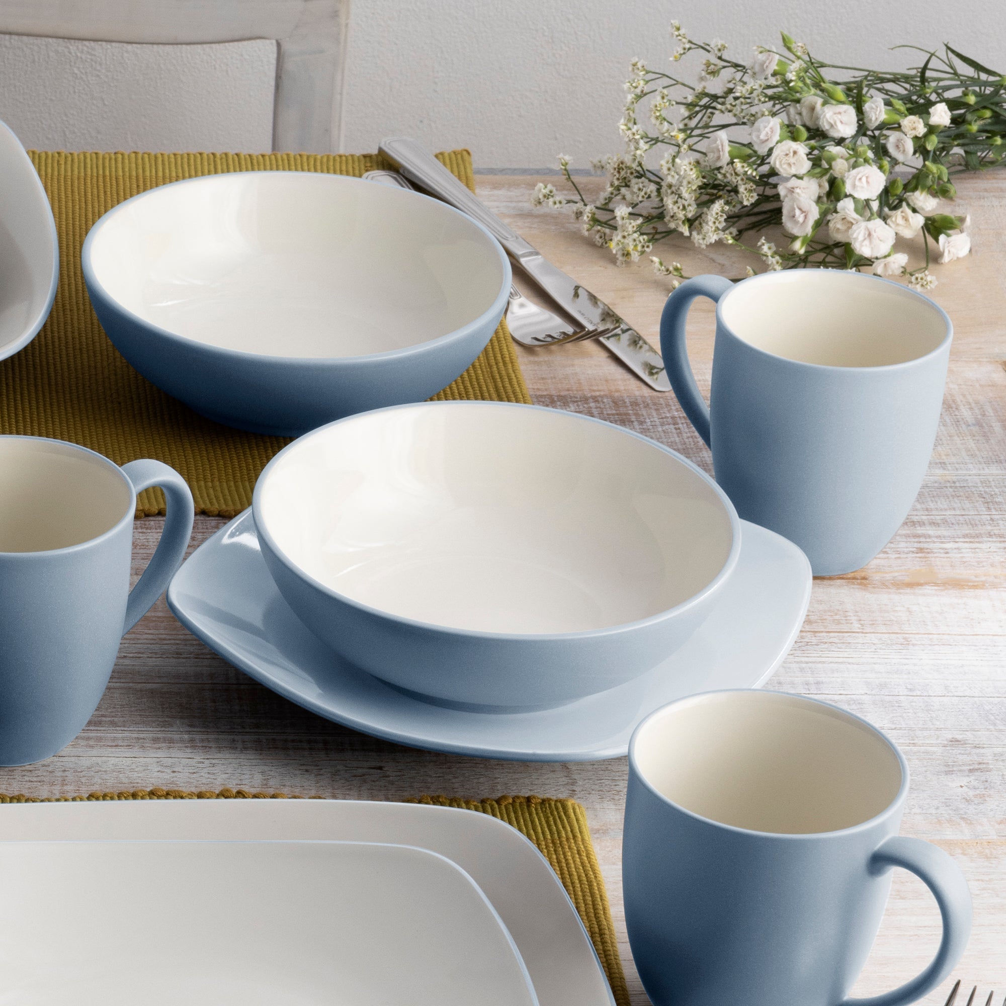  Noritake Colorwave 16-Piece Square Dinnerware Set, Service for 4 - Ice - Bonton