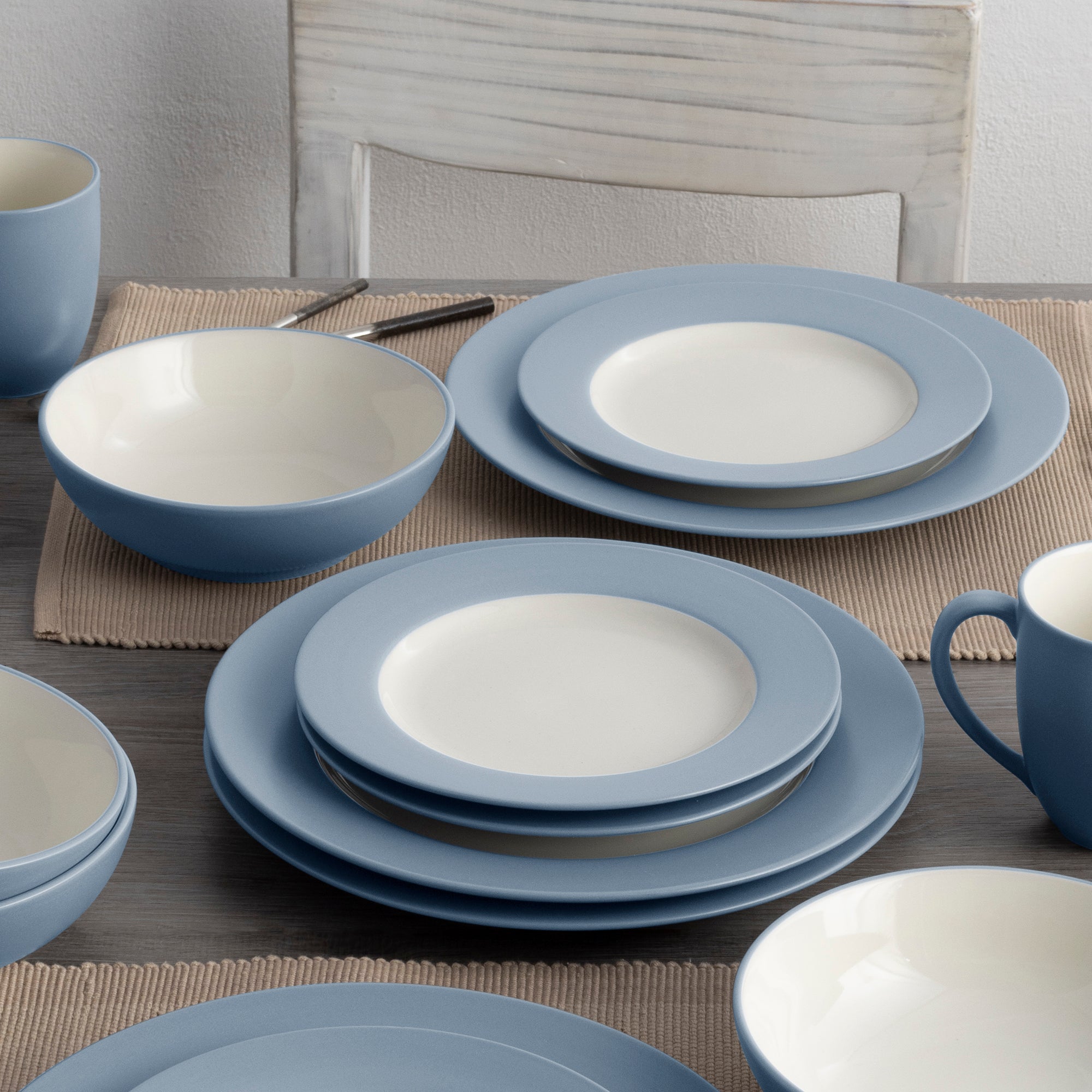  Noritake Colorwave 16-Piece Rim Dinnerware Set, Service for 4 - Ice - Bonton