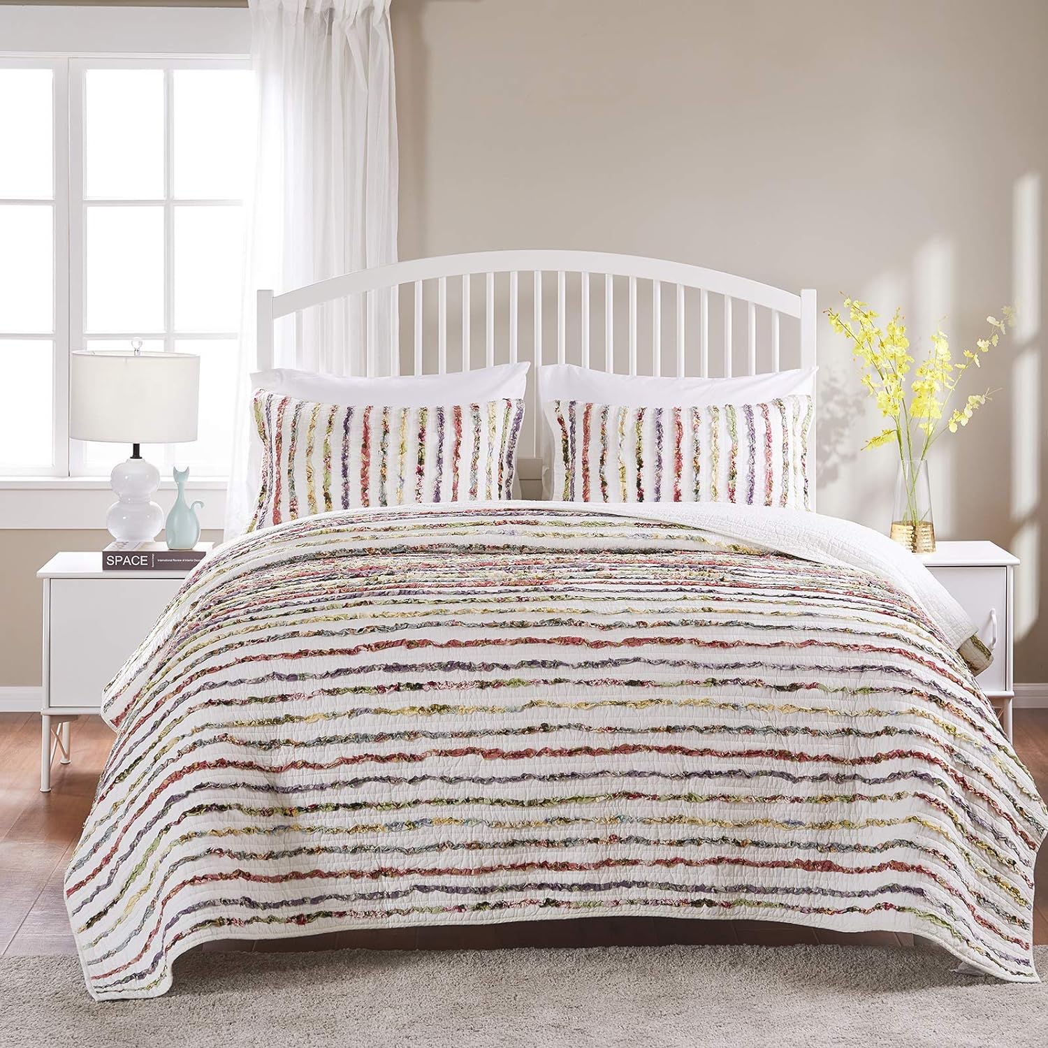  Greenland Home Fashions Bella Ruffle Shabby Chic Quilt Set - Multi - Bonton