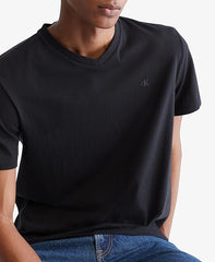 Short Sleeves Smooth Solid V-Neck Tee