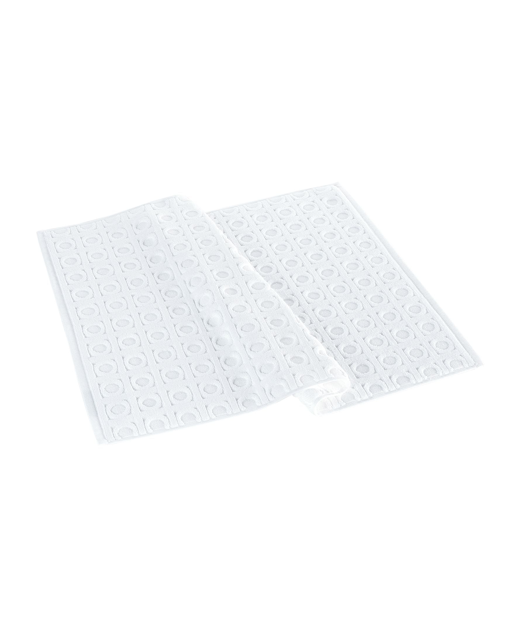  Brooks Brothers Circle in Square Bath Mat - White - Bonton