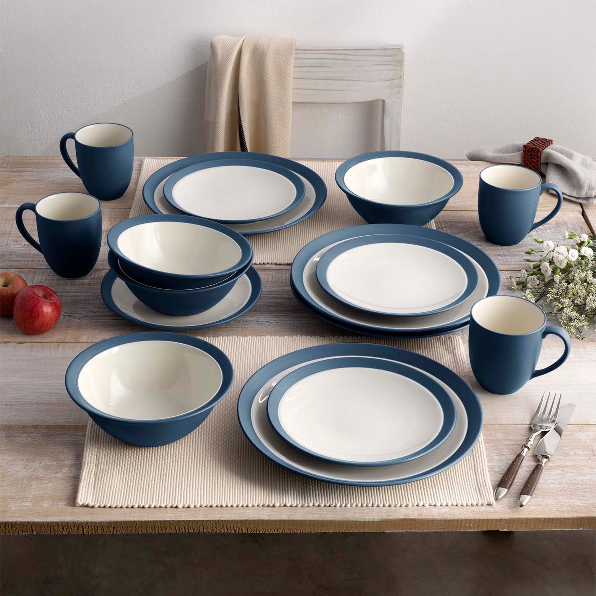  Noritake Colorwave 16-Piece Curve Dinnerware Set, Service for 4 - Blue - Bonton